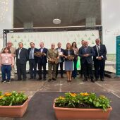 Foto de familia de premiados por Asaja Ciudad Real