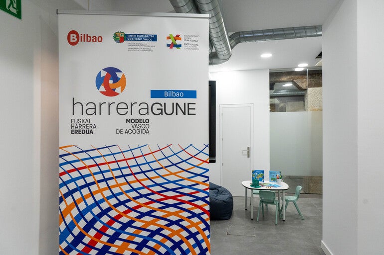 Abre en Bilbao Harreragune, servicio especializado en la atención a migrantes Abre en Bilbao Harreragune, servicio especializado en la atención a migrantes