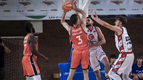 Valencia Basket vuelve a la competición doméstica y recupera el partido aplazado ante el Zaragoza Valencia Basket vuelve a la competición doméstica y recupera el partido aplazado ante el Zaragoza