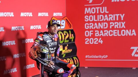 El piloto espa&ntilde;ol Jorge Mart&iacute;n tras ser campe&oacute;n del mundo de MotoGP