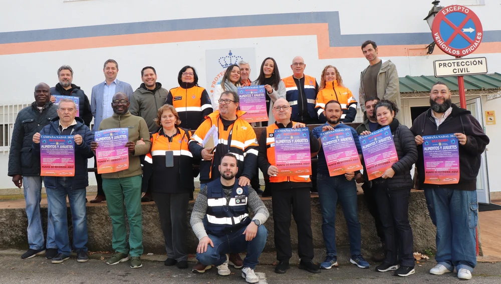 Protección Civil de Ourense inicia a campaña de Nadal 2024 de recollida de alimentos e xoguetes Protección Civil de Ourense inicia a campaña de Nadal 2024 de recollida de alimentos e xoguetes