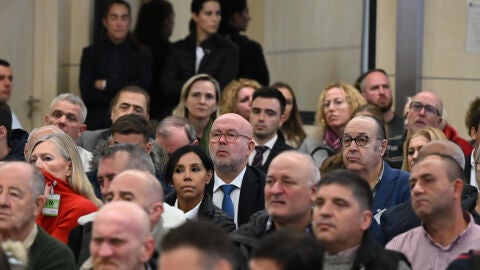 El abogado Gonzalo Boye no ha podido evitar su presencia en el mismo banquillo que casi 50 narcos de la organizaci&oacute;n del hist&oacute;rico gallego Sito Mi&ntilde;anco/ EFE/Fernando Villar