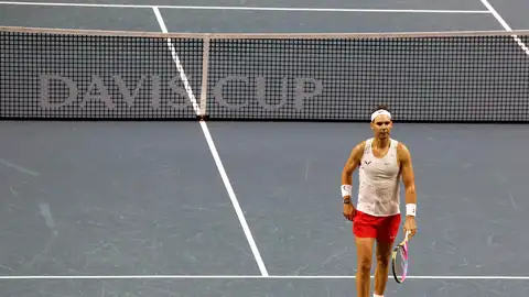 El tenista español Rafa Nadal durante un entrenamiento previo a las finales de Copa Davis. El tenista español Rafa Nadal durante un entrenamiento previo a las finales de Copa Davis.