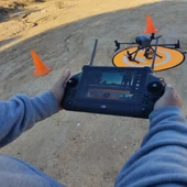 La Junta pone en marcha un curso gratuito para obtener la licencia de piloto de drones para cooperativistas agroalimentarios de Cáceres La Junta pone en marcha un curso gratuito para obtener la licencia de piloto de drones para cooperativistas agroalimentarios de Cáceres