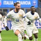 Rabiot devora a Italia y conquista el liderato para Francia