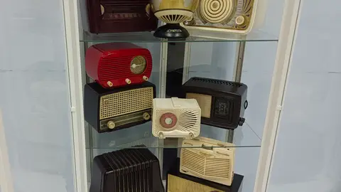 Exposición "Toca la radio". ONCE. Exposición "Toca la radio". ONCE.
