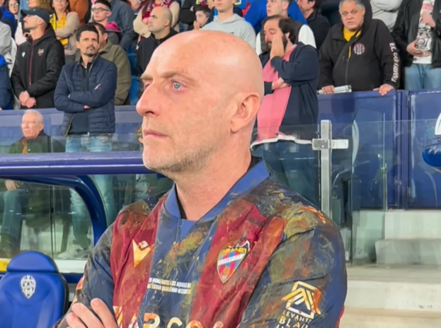 Julián Calero: "Se demostró la fusión de la tragedia con el fútbol, es para estar muy orgullosos del Levante" Julián Calero: "Se demostró la fusión de la tragedia con el fútbol, es para estar muy orgullosos del Levante"