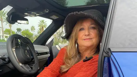 Ana Babiloni se sube a un MINI y nos deja entrar en su trayectoria. Ana Babiloni se sube a un MINI y nos deja entrar en su trayectoria.