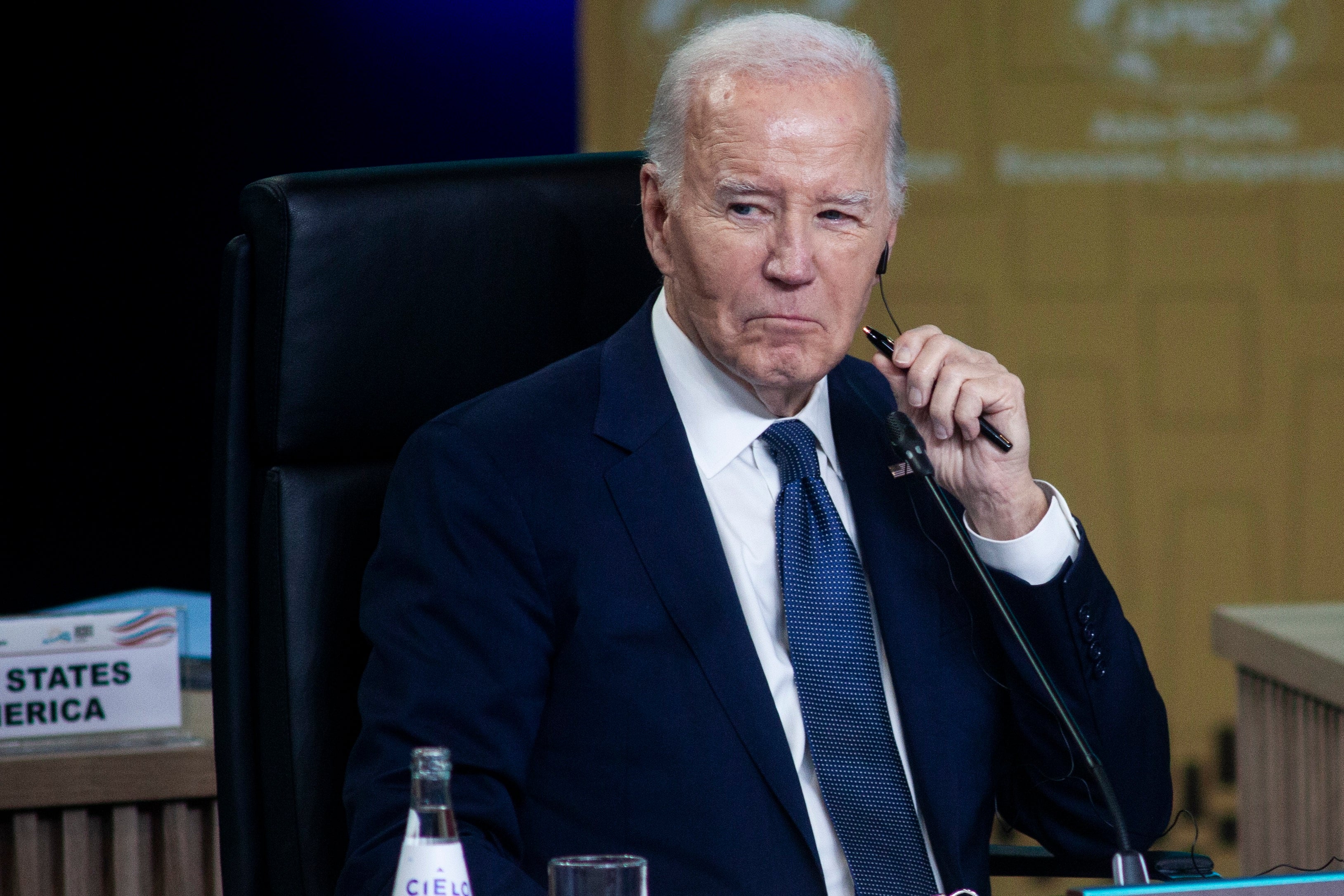 Biden firma en los últimos minutos de su mandato un indulto preventivo a sus tres hermanos Biden firma en los últimos minutos de su mandato un indulto preventivo a sus tres hermanos