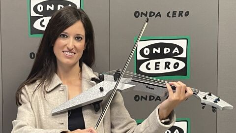 Clara Saval, violinista