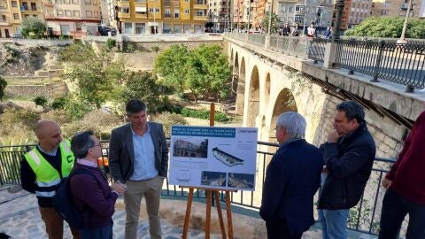 Villajoyosa inicia las obras de rehabilitaci&oacute;n del puente sobre el r&iacute;o Amadorio