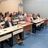 Convega destinará cerca de 700.000 euros en 2025 para reforzar los programas de empleo y formación en la Vega Baja