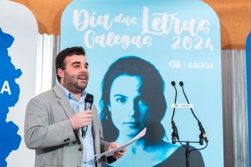 El coordinador de Cultura del PPdG dimite acusando al equipo del conselleiro de ser 'claramente incompetente' El coordinador de Cultura del PPdG dimite acusando al equipo del conselleiro de ser 'claramente incompetente'