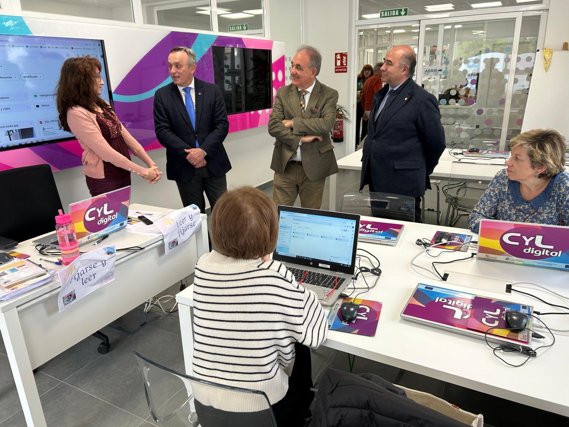 El programa CyL Digital de la Junta cuenta con casi 10.000 usuarios en Palencia El programa CyL Digital de la Junta cuenta con casi 10.000 usuarios en Palencia