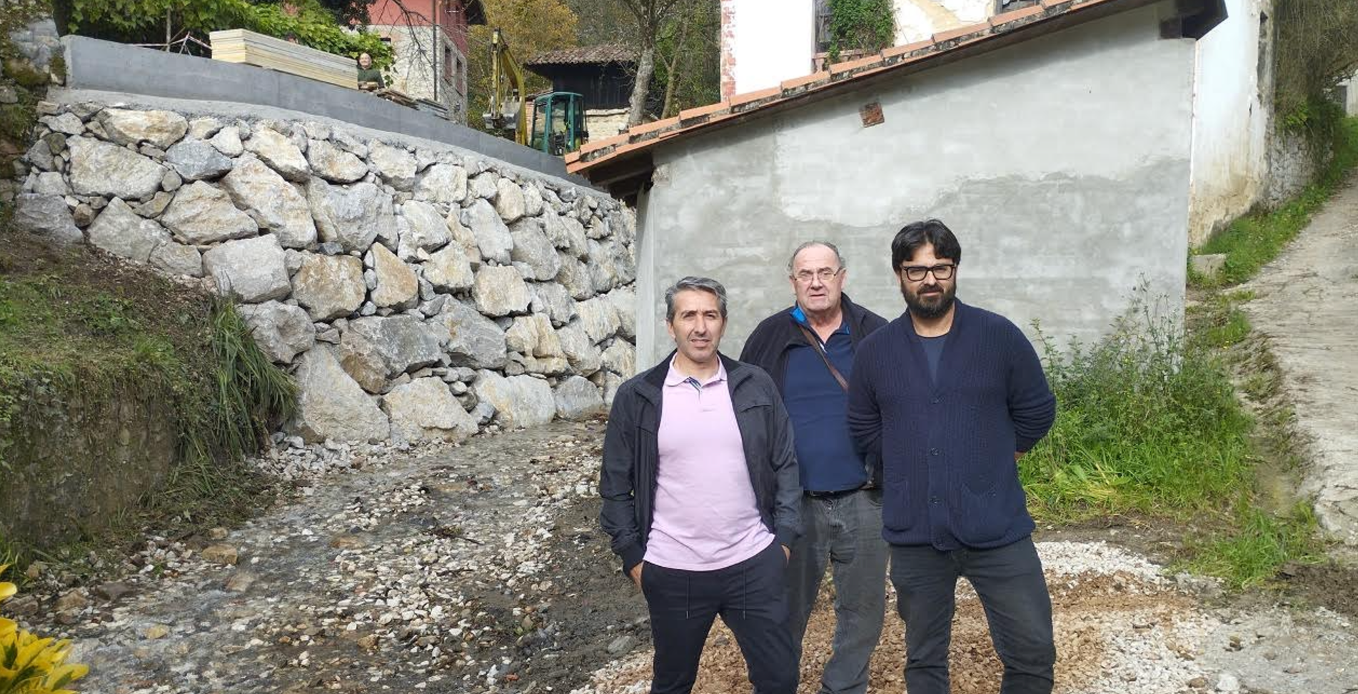 El Ayuntamiento de Llanes completa la reparación de un camino en Ricaliente El Ayuntamiento de Llanes completa la reparación de un camino en Ricaliente