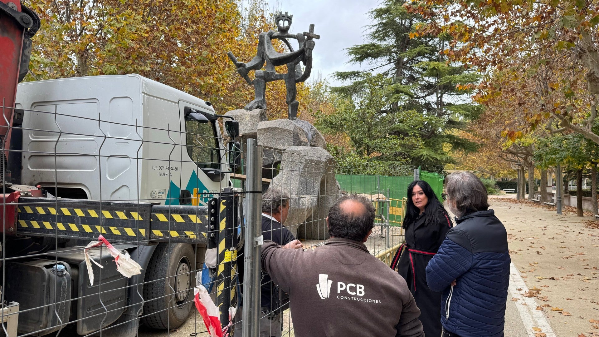 Comienza en Huesca la reparación del pedestal de la estatua del Reino de Aragón Comienza en Huesca la reparación del pedestal de la estatua del Reino de Aragón