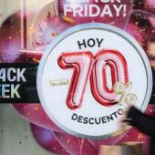 La UCE recomienda hacer un seguimiento previo de los precios para que el descuento aplicado en el Black Friday sea real