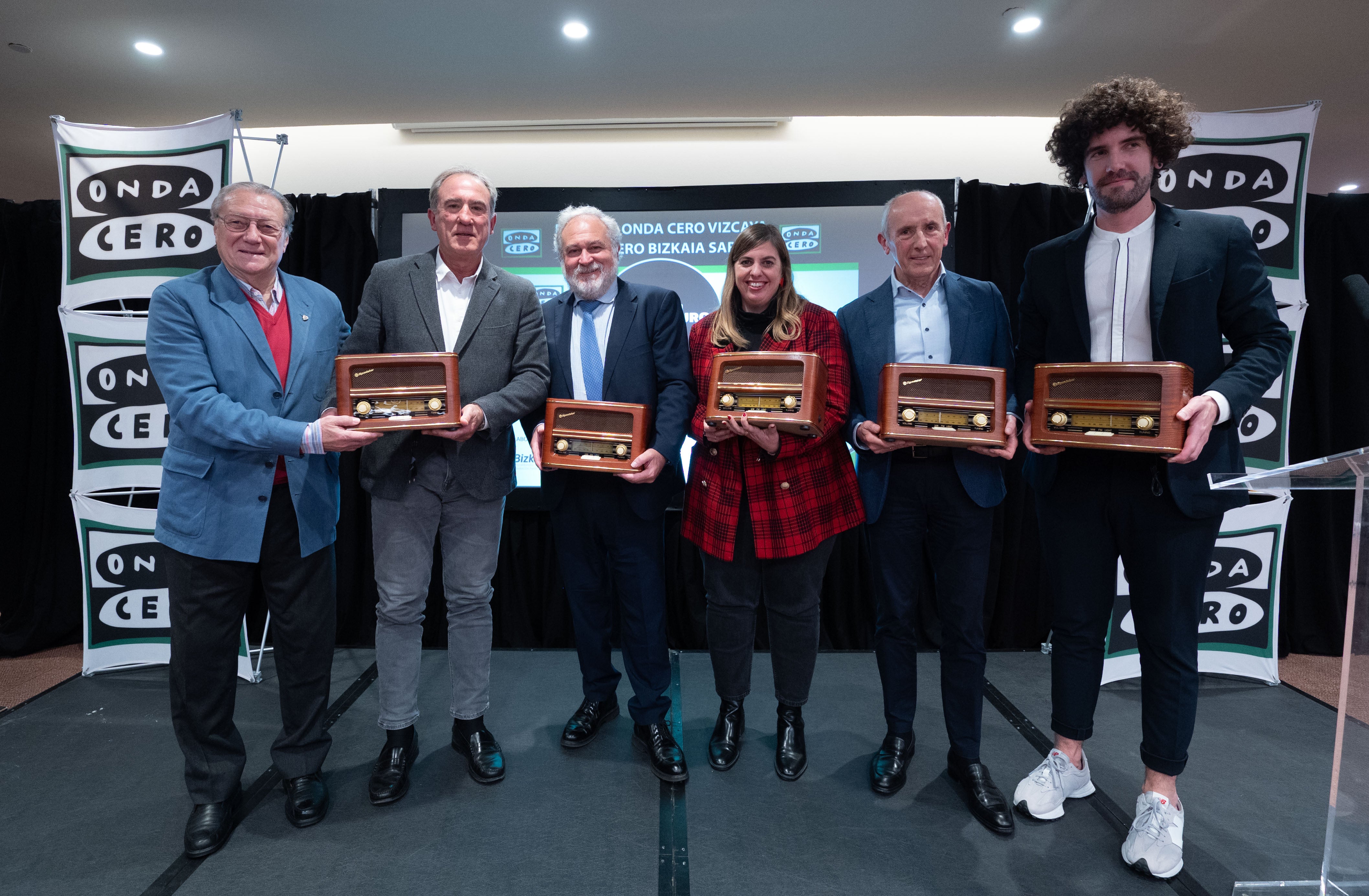 Onda Cero Bizkaia celebra la entrega de sus premios anuales 2024 Onda Cero Bizkaia celebra la entrega de sus premios anuales 2024