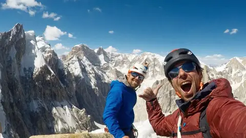 Pablo Ruiz Blin - Roberto Muñoz Pablo Ruiz Blin - Roberto Muñoz - Eternal Flame