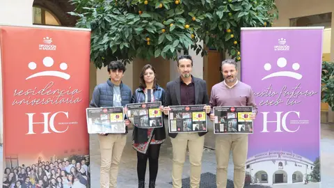 La Residencia Hernán Cortés de Badajoz programa cine, performance o la proyección 'No estás sola' por el 25N La Residencia Hernán Cortés de Badajoz programa cine, performance o la proyección 'No estás sola' por el 25N