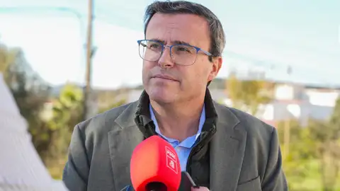 Gallardo se pregunta “qué ha pactado la señora Guardiola con Vox para poder presentar los presupuestos” Gallardo se pregunta “qué ha pactado la señora Guardiola con Vox para poder presentar los presupuestos”