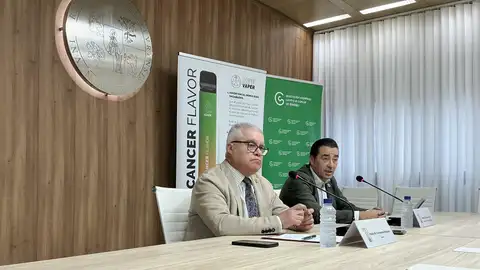 La Universidad de Extremadura señaliza 18 'Espacios sin Humo' dentro de sus campus universitarios La Universidad de Extremadura señaliza 18 'Espacios sin Humo' dentro de sus campus universitarios