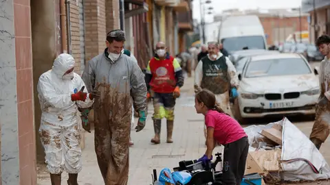 La Generalitat aprueba cuatro nuevas líneas de ayudas directas a los afectados por la DANA