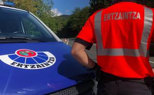 Prisión para los cinco detenidos en Vitoria tras cometer a un robo y herir a diez ertzainas Prisión para los cinco detenidos en Vitoria tras cometer a un robo y herir a diez ertzainas