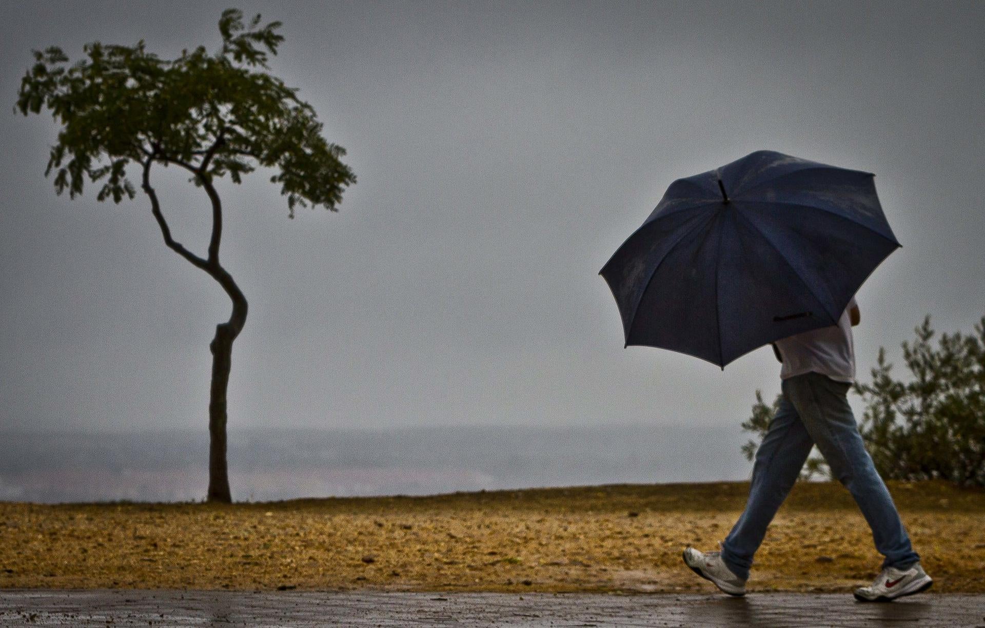 Llega el peor día de la borrasca Caetano en España: las zonas más afectadas con avisos por lluvia, viento y oleaje Llega el peor día de la borrasca Caetano en España: las zonas más afectadas con avisos por lluvia, viento y oleaje