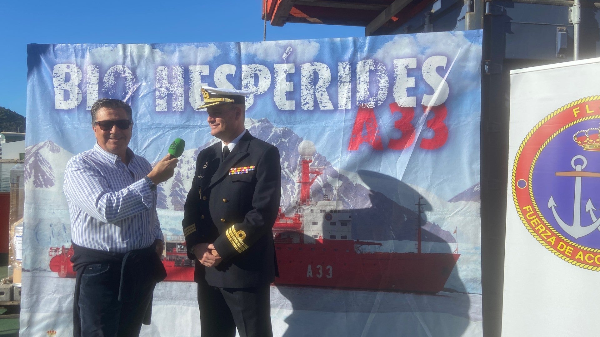 El BIO Hespérides inicia su XXIX Campaña Antártica El BIO Hespérides inicia su XXIX Campaña Antártica