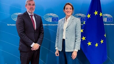 Fernando Clavijo, Presidente del Gobierno de Canarias y Roberta Metsola, Presidenta del Parlamento Europeo tras la reuni&oacute;n mantenida esta ma&ntilde;ana en Bruselas