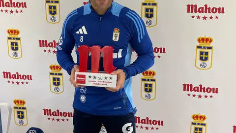 20-11 Cazorla fue elegido mejor jugador de octubre en el Real Oviedo 20-11 Cazorla fue elegido mejor jugador de octubre en el Real Oviedo