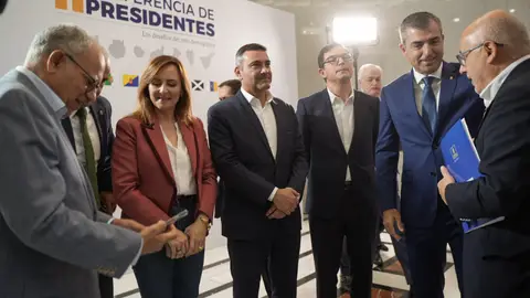 Imagen de la II Conferencia de Presidentes de Canarias celebarda el 19/11/2024 en Las Palmas de Gran Canaria Imagen de la II Conferencia de Presidentes de Canarias celebarda el 19/11/2024 en Las Palmas de Gran Canaria