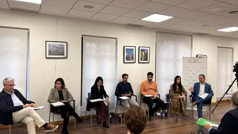 Una jornadas de la AECC de Cáceres abordan el cáncer de pulmón desde la prevención y el tratamiento multidisciplinar Una jornadas de la AECC de Cáceres abordan el cáncer de pulmón desde la prevención y el tratamiento multidisciplinar