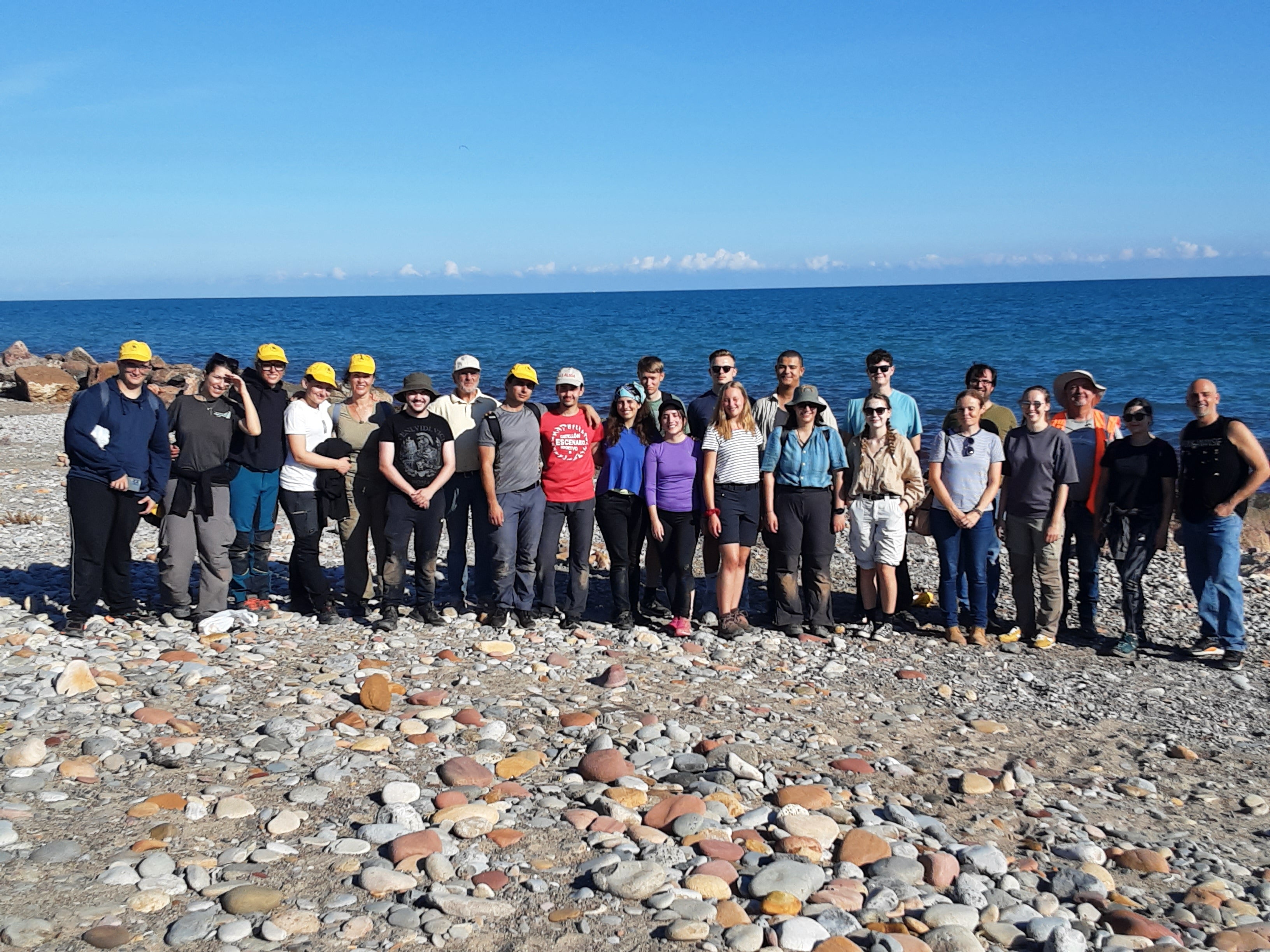 Una vintena d’estudiants del Curs Internacional d’Arqueologia de l’UJI participen en el projecte de la vila marítima de Sant Gregori a Borriana Una vintena d’estudiants del Curs Internacional d’Arqueologia de l’UJI participen en el projecte de la vila marítima de Sant Gregori a Borriana