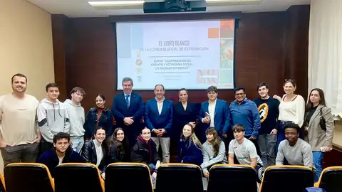 La Junta da a conocer las cooperativas de crédito a través de un curso impartido desde la UEx La Junta da a conocer las cooperativas de crédito a través de un curso impartido desde la UEx