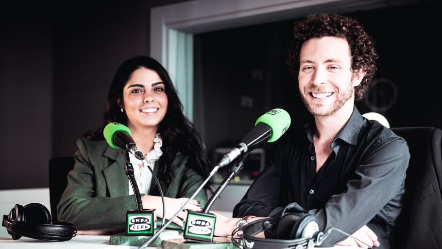 Aitana Oca&ntilde;a y Guillermo Mendoza en Onda Cero Granada