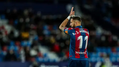 José Luis Morales, en un partido con el Levante UD José Luis Morales, en un partido con el Levante UD