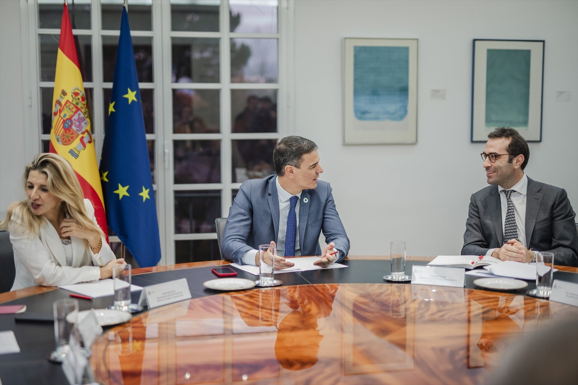 Nueva bronca entre Carlos Cuerpo y Yolanda Díaz por el supuesto bloqueo de Economía de la reducción de la jornada laboral Nueva bronca entre Carlos Cuerpo y Yolanda Díaz por el supuesto bloqueo de Economía de la reducción de la jornada laboral