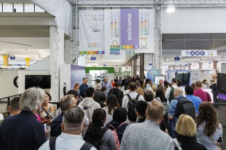 Las exportaciones del sector calzado rozan los 3.000 millones de euros de enero a octubre de 2024 Las exportaciones del sector calzado rozan los 3.000 millones de euros de enero a octubre de 2024