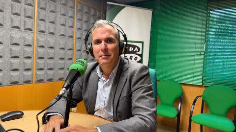 Rafa Dom&iacute;nguez, l&iacute;der del PP de Pontevedra, en los micr&oacute;fonos de Onda Cero