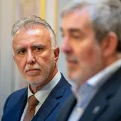 El ministro de Política Territorial y Memoria Democrática, Ángel Víctor Torres (i), y el presidente de Canarias, Fernando Clavijo, en una imagen de archivo. El ministro de Política Territorial y Memoria Democrática, Ángel Víctor Torres (i), y el presidente de Canarias, Fernando Clavijo, en una imagen de archivo.