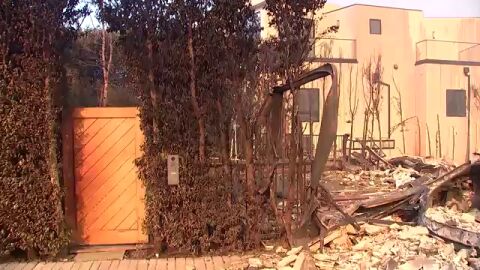 El incendio en Los Ángeles ha consumido viviendas de estrellas de Hollywood