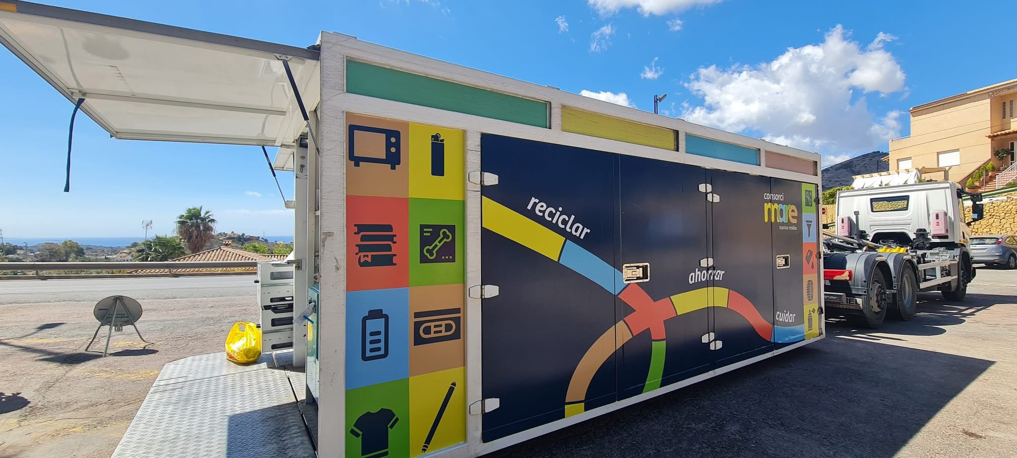 La Vila y Finestrat modifican y amplían los horarios de los ecoparques móviles del Consorci Mare La Vila y Finestrat modifican y amplían los horarios de los ecoparques móviles del Consorci Mare