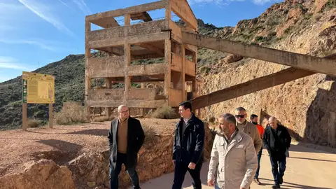 Ruta ciclopeatonal por los vestigios mineros de Níjar Ruta ciclopeatonal por los vestigios mineros de Níjar