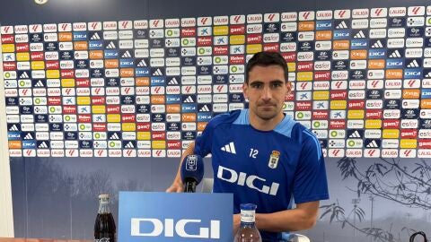 9-1-2025 Dani Calvo, en la sala de prensa del Requex&oacute;n