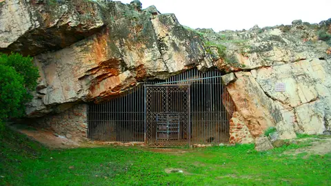 Portugal elaborará el expediente para la candidatura de las cuevas de Maltravieso-Escoural a Patrimonio de la Humanidad UNESCO Portugal elaborará el expediente para la candidatura de las cuevas de Maltravieso-Escoural a Patrimonio de la Humanidad UNESCO