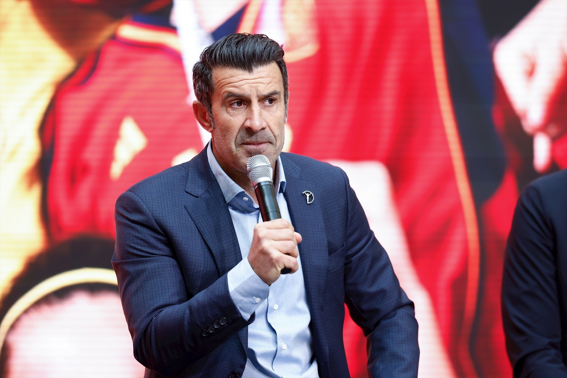 Figo critica duramente los actos por los 50 años de la muerte de Franco y pide que los gastos vayan a los afectados por la DANA: "El problema son los vivos" Figo critica duramente los actos por los 50 años de la muerte de Franco y pide que los gastos vayan a los afectados por la DANA: "El problema son los vivos"