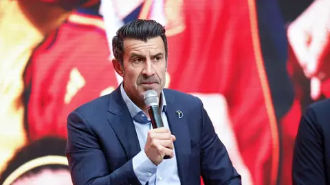 Figo critica duramente los actos por los 50 años de la muerte de Franco y pide que los gastos vayan a los afectados por la DANA: "El problema son los vivos" Figo critica duramente los actos por los 50 años de la muerte de Franco y pide que los gastos vayan a los afectados por la DANA: "El problema son los vivos"