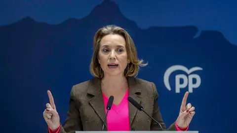 La secretaria general del PP, Cuca Gamarra El PP afirma que en seis años a Pedro Sánchez "sólo" le ha interesado una vivienda: "La suya"